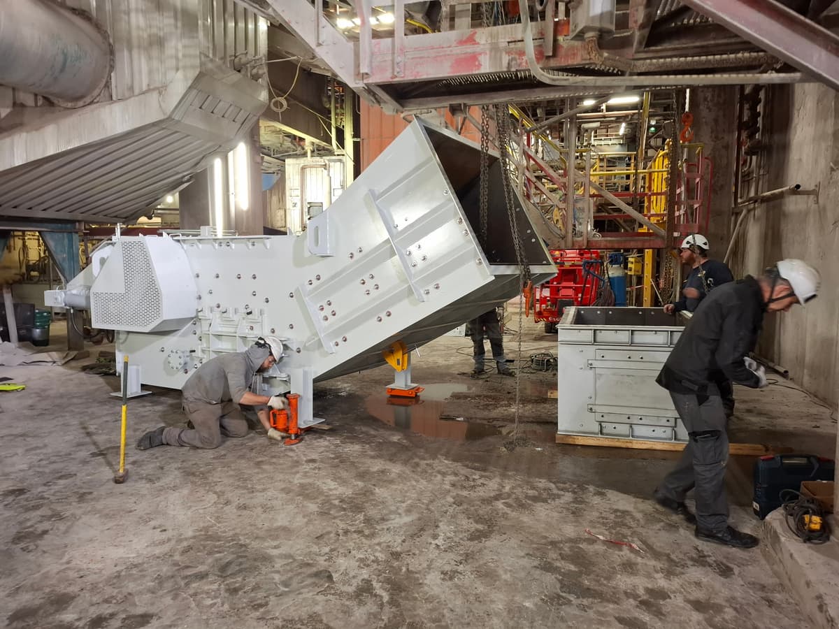 Installation d'équipements de convoyage par l'équipe ATRM